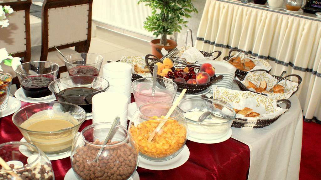 Mavi Tuana Hotel Ван Екстер'єр фото